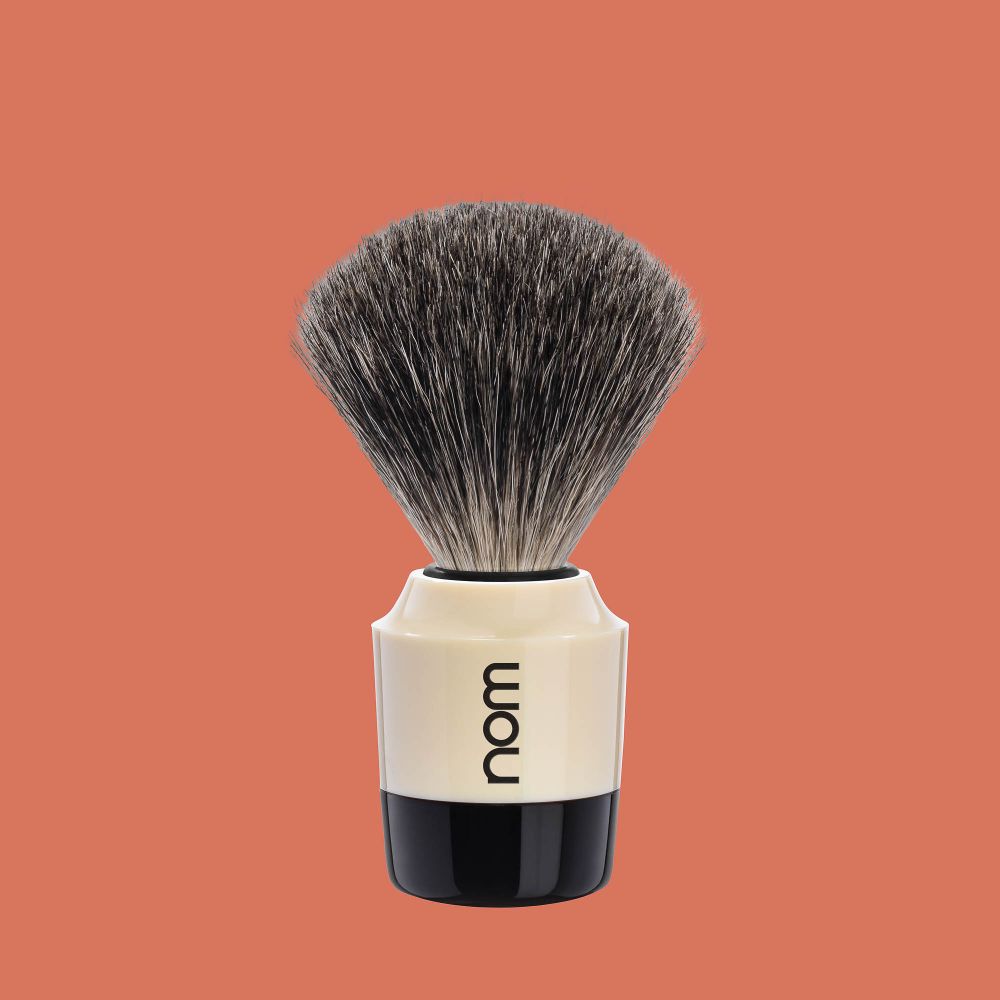 nom MARTEN, Plastic Black/Crème, Shaving Brush